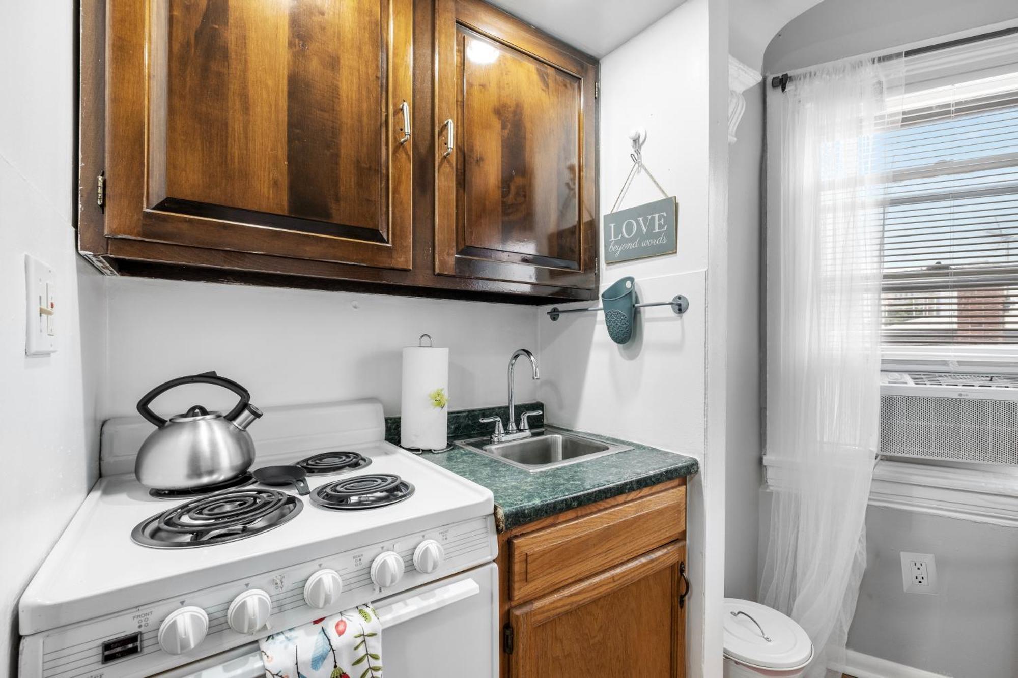 Stylish Studio In City Center Philadelphia Exterior photo